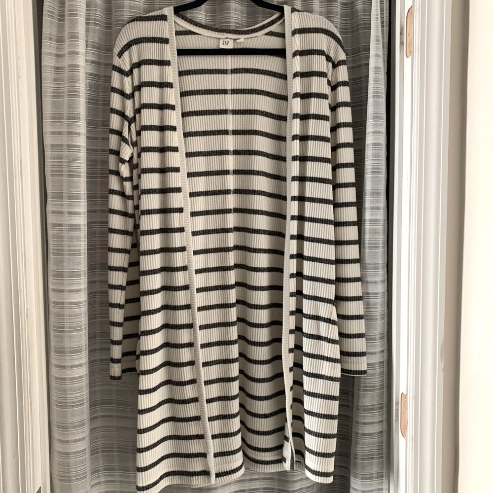 GAP striped gray and white cardigan with pockets